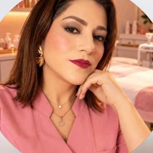 Claudia Roberta, esteticista